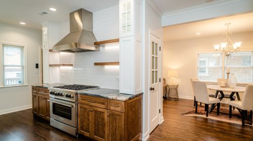 3927 Lawndale Ave, Chicago IL  60618-3107 exterior