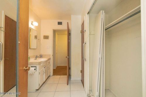 5011 13 St, Tucson AZ 85719-6210 exterior