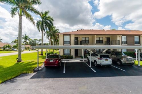 4211 Chantelle Dr, Naples, FL 34112-7181