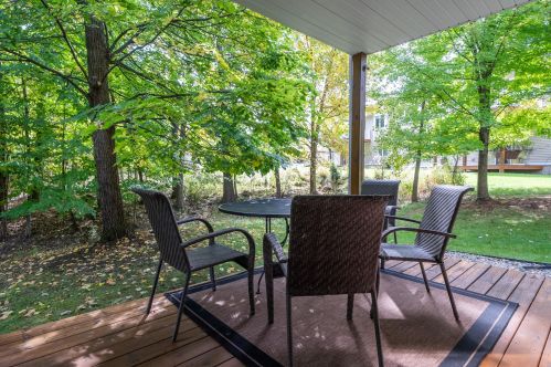 3905 Pemberton Dr, Grand Rapids MI 49508-8894 exterior