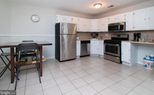 1144 4 St, Philadelphia PA 19133-3208 exterior