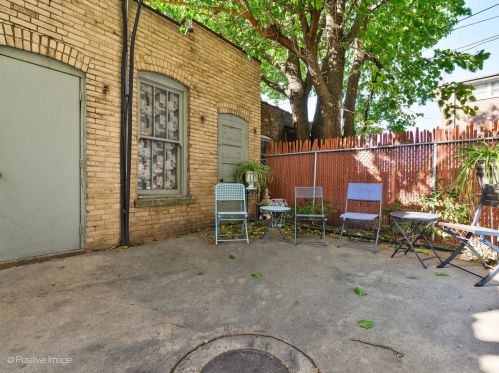 7408 Claremont Ave, Chicago IL  60645-1704 exterior