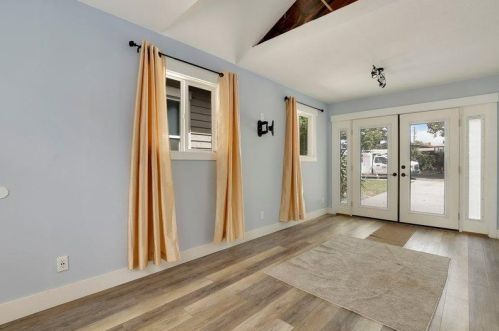 526 Flower St, Turlock CA 95380-4722 exterior