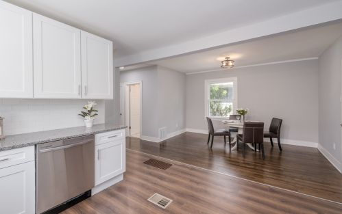 10133 Perry Ave, Chicago IL 60628-3428 exterior