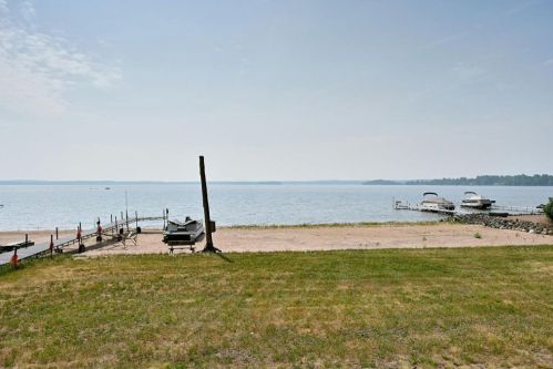 300 Peterson Ct, Shell Lake WI  54871-7710 exterior