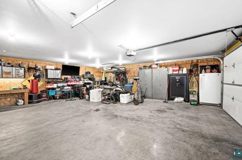 517 71 Ave, Duluth MN 55807-1844 exterior