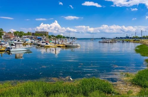 47 Seaview Ave, Norwalk CT 06855-1834 exterior