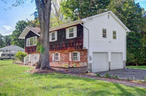 259 Toad Pasture Rd, Middletown, NY 10940-8400