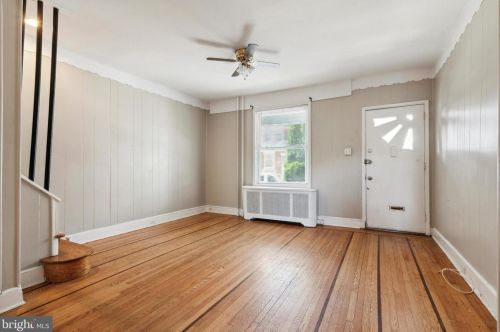 58 Hortter St, Philadelphia, PA 19119-2204