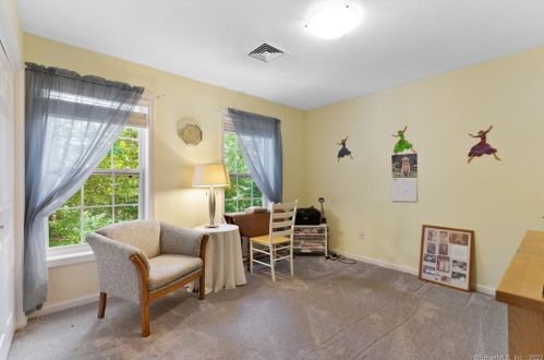 39 Shailer Pond Rd, Deep River CT 06417-1568 exterior