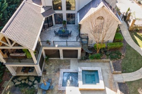 502 Champions Pt, Duluth GA 30097-2065 exterior