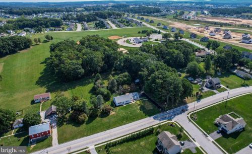 1076 Beck Ml Rd, Hanover PA 17331-9752 exterior