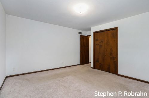 5679 Leisure South Dr, Grand Rapids MI 49548-6851 exterior