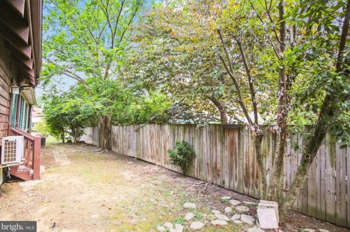 3432 Memorial St, Alexandria VA 22306-1548 exterior