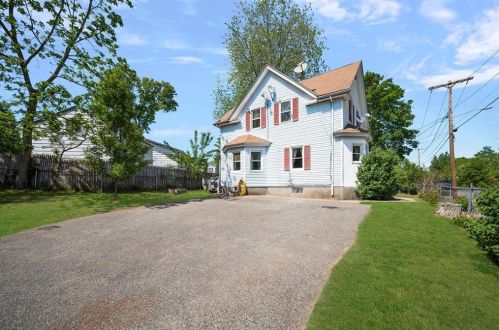 203 Sunnyside Ave, Woonsocket RI 02895-5103 exterior