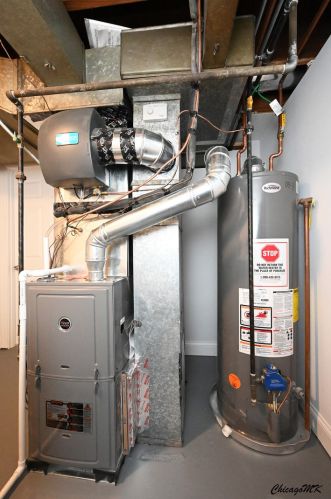 1707 76th Ct, Chicago IL  60707-4104 exterior