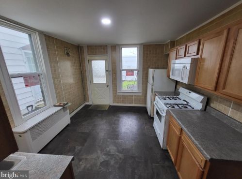 508 Race St, Primrose, PA 17901-2420