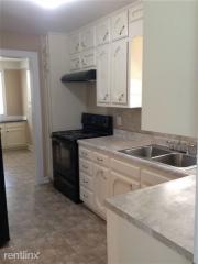 608 Robison Dr, Birmingham AL  35215-8124 exterior