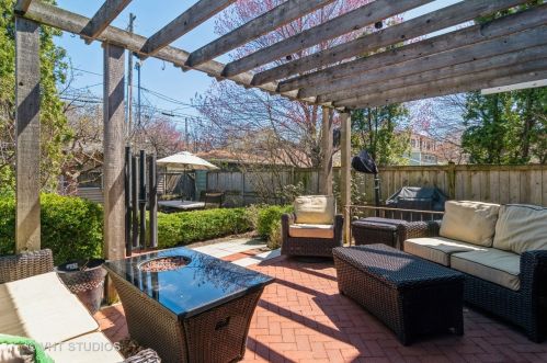 4541 Hermitage Ave, Chicago IL 60609-3811 exterior