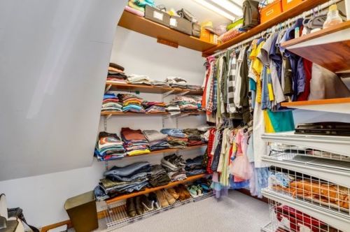 4214 Bernard St, Chicago IL 60618-1104 exterior