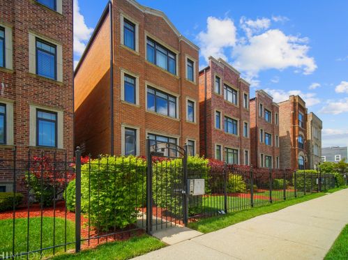 4322 Forrestville Ave, Chicago, IL 60653-4097