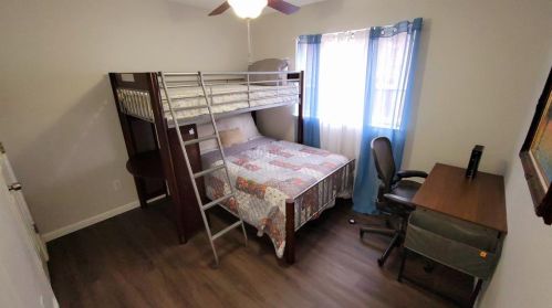 6007 Fox Pt Trl, Dallas TX 75249-2816 exterior