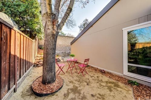 1240 Kenwal Rd, Concord, CA 94521-3845