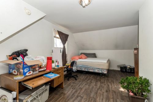 7713 Trumbull Ave, Chicago IL 60655-2555 exterior