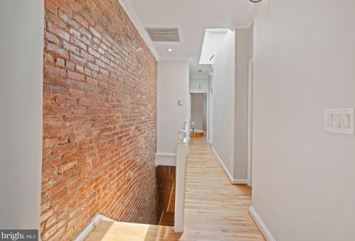 716 3 St, Washington DC 20001-2624 exterior