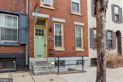 339 12th St, Philadelphia PA  19107-1213 exterior