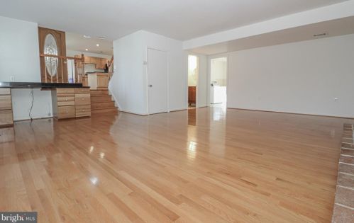 5469 Marlin St, Rockville MD 20853-3608 exterior