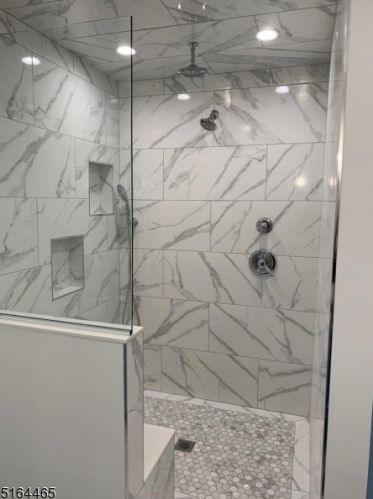 9 Dogwood Ter, Livingston NJ  07039-3601 exterior