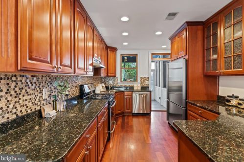 118 Carolina Ave, Washington DC 20003-2003 exterior