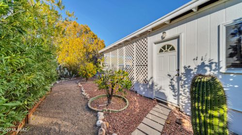 5749 Lazy Heart St, Tucson AZ 85713-6436 exterior