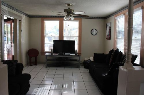 3414 12th St, Tampa FL 33605-1014 exterior