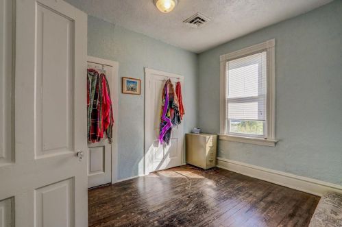 6616 Alabama Ave, Saint Louis MO 63111-2717 exterior