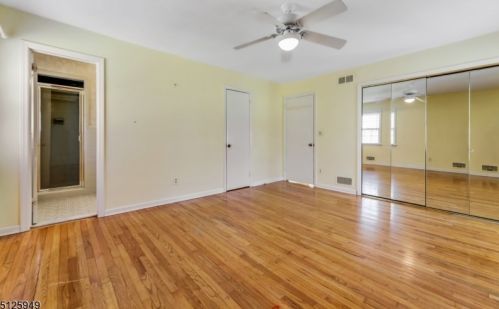 1508 Fox Trl, Mountainside NJ 07092-1302 exterior