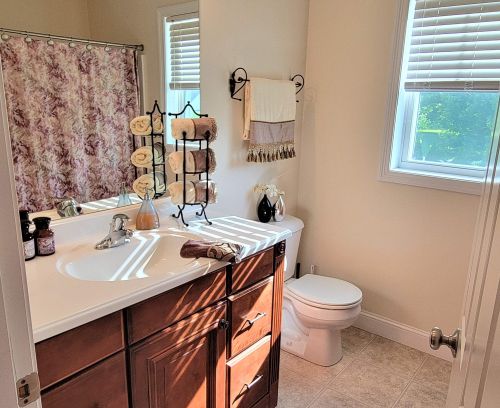 2 Penacook St, Concord NH 03301-3105 exterior