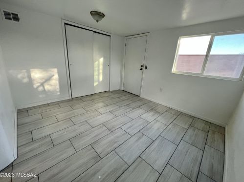 427 29th St, Tucson AZ  85713-2948 exterior