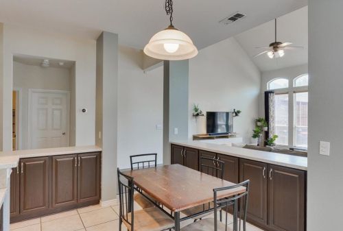 7673 Rockyridge Dr, Frisco TX 75035-8911 exterior