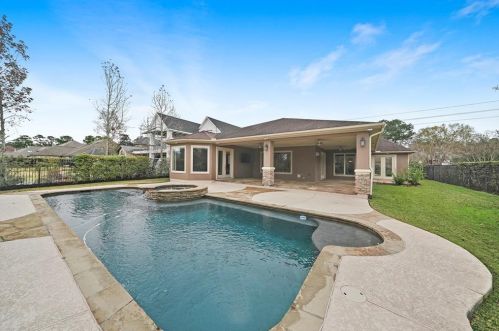 20935 Atascocita Point Dr, Humble, TX 77346-1647