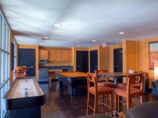 5535 Westlawn Ave, Los Angeles CA  90066-7058 exterior