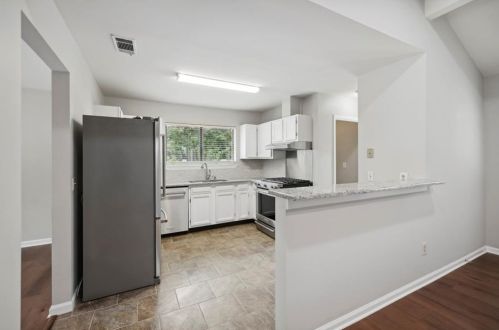 1406 Cartecay Dr, Atlanta GA  30319-3404 exterior