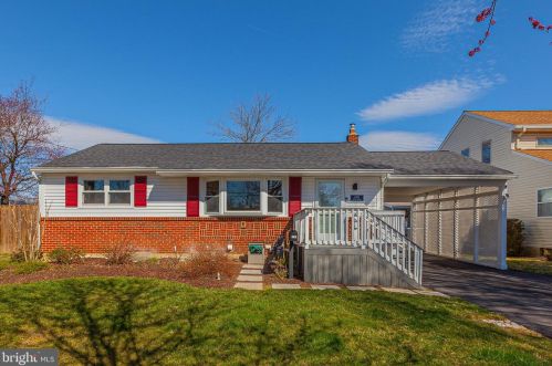 1102 Scott Ave, Rockville, MD 20851-1021