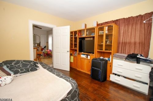 69 Morris St, Dover NJ 07801-4611 exterior