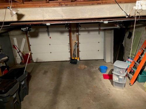 14 Aventine Ave, Providence RI 02904-1211 exterior