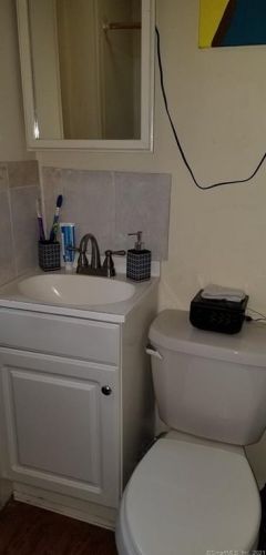 59 Lawlor St, New Britain CT 06051-1110 exterior