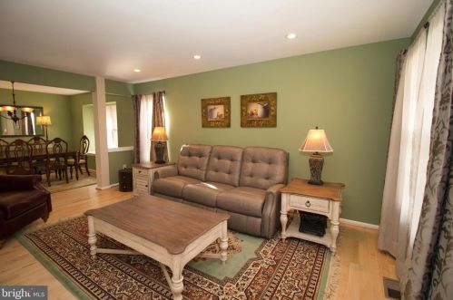 1641 Rockcress Dr, Jamison PA  18929-1646 exterior