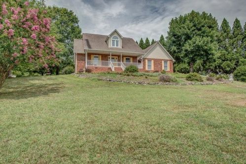 137 Kester Dr, Flay, NC 28021-9317