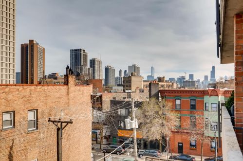 2007 Sedgwick St, Chicago IL 60614-4716 exterior